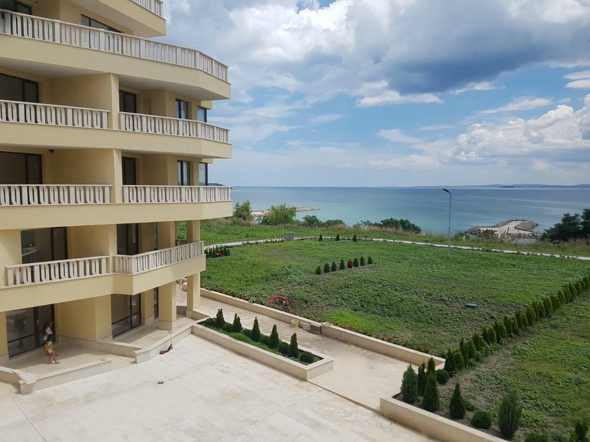 Apartment Aquamarine Burgas Екстер'єр фото